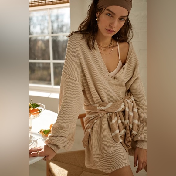 SOLD Free People Tan Picnic Sweater Romper - Picture 4 of 6